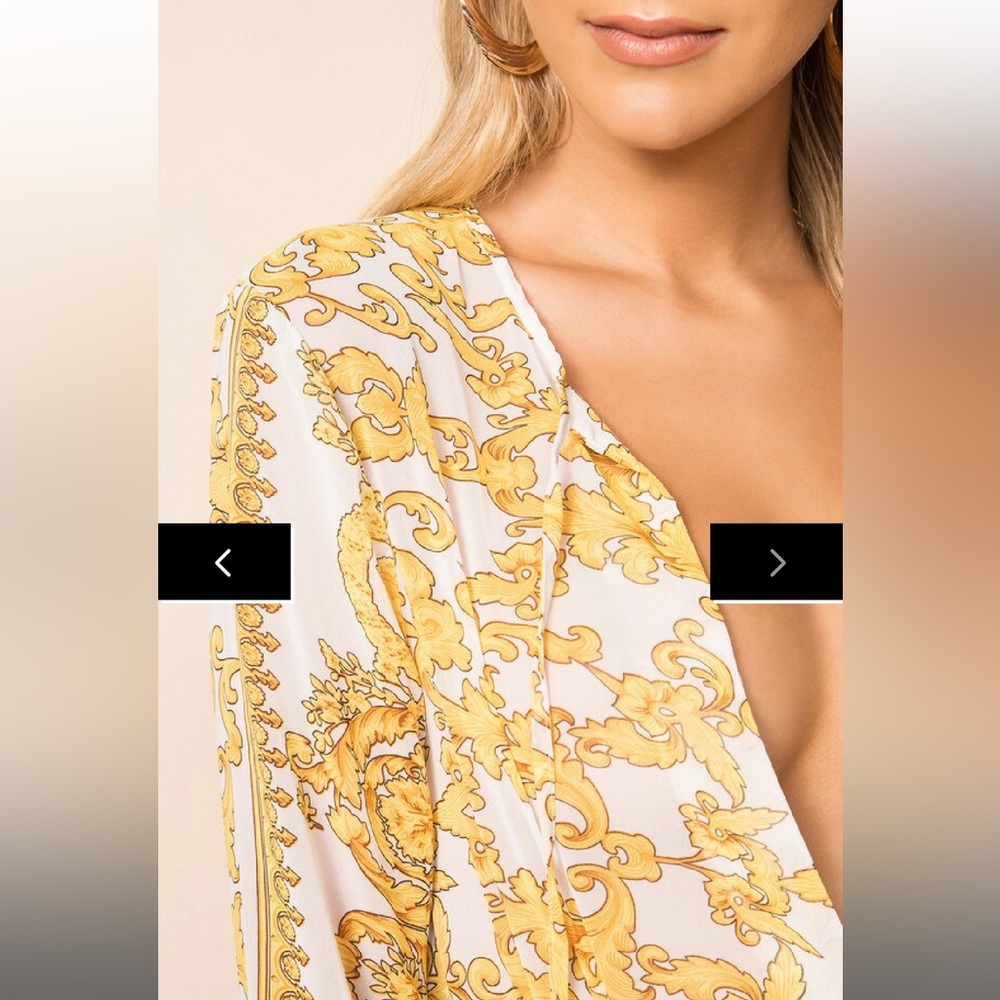 Superdown yellow and white bodysuit with bow - Picture 12 of 13